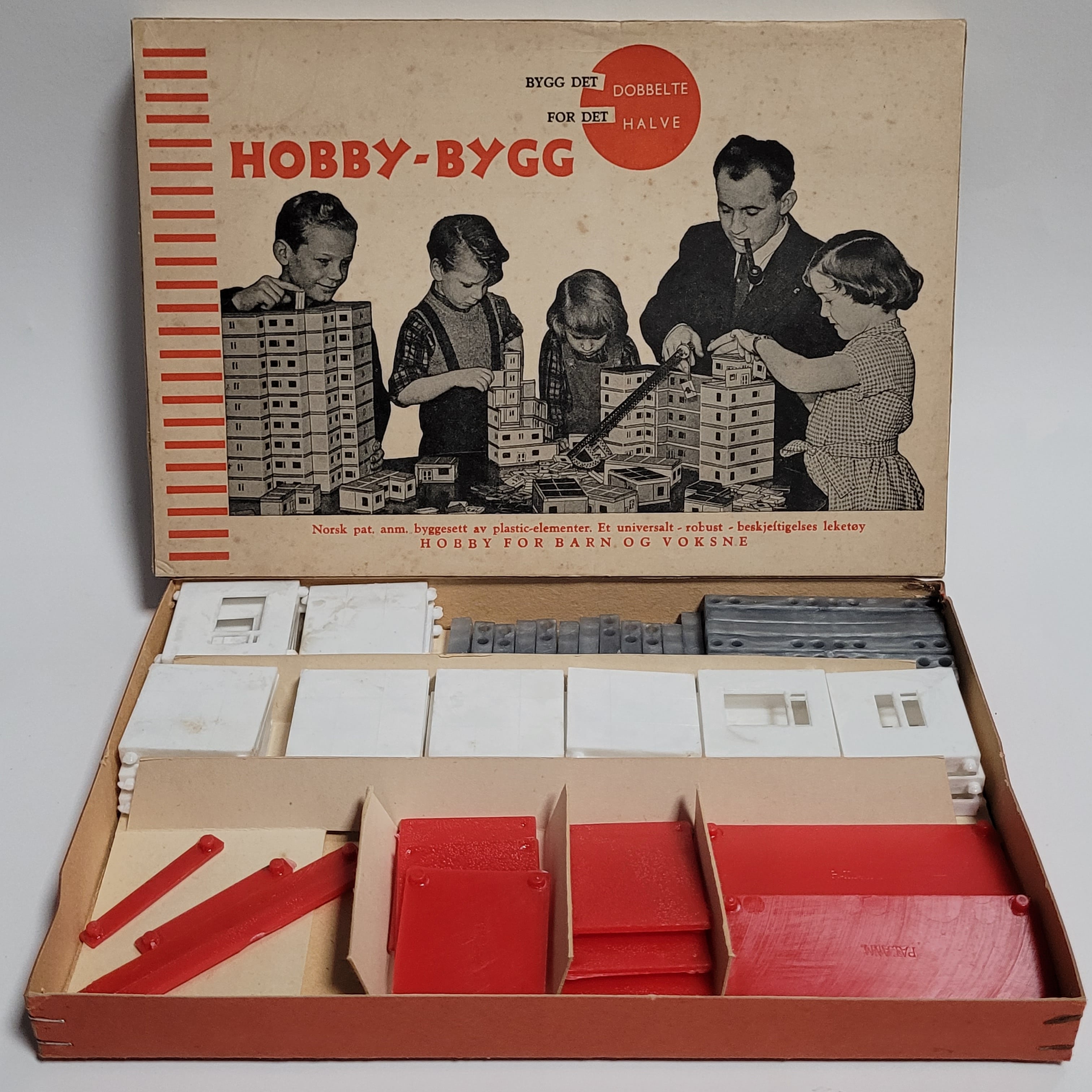 Mitt Bygg Norwegian plastic building set