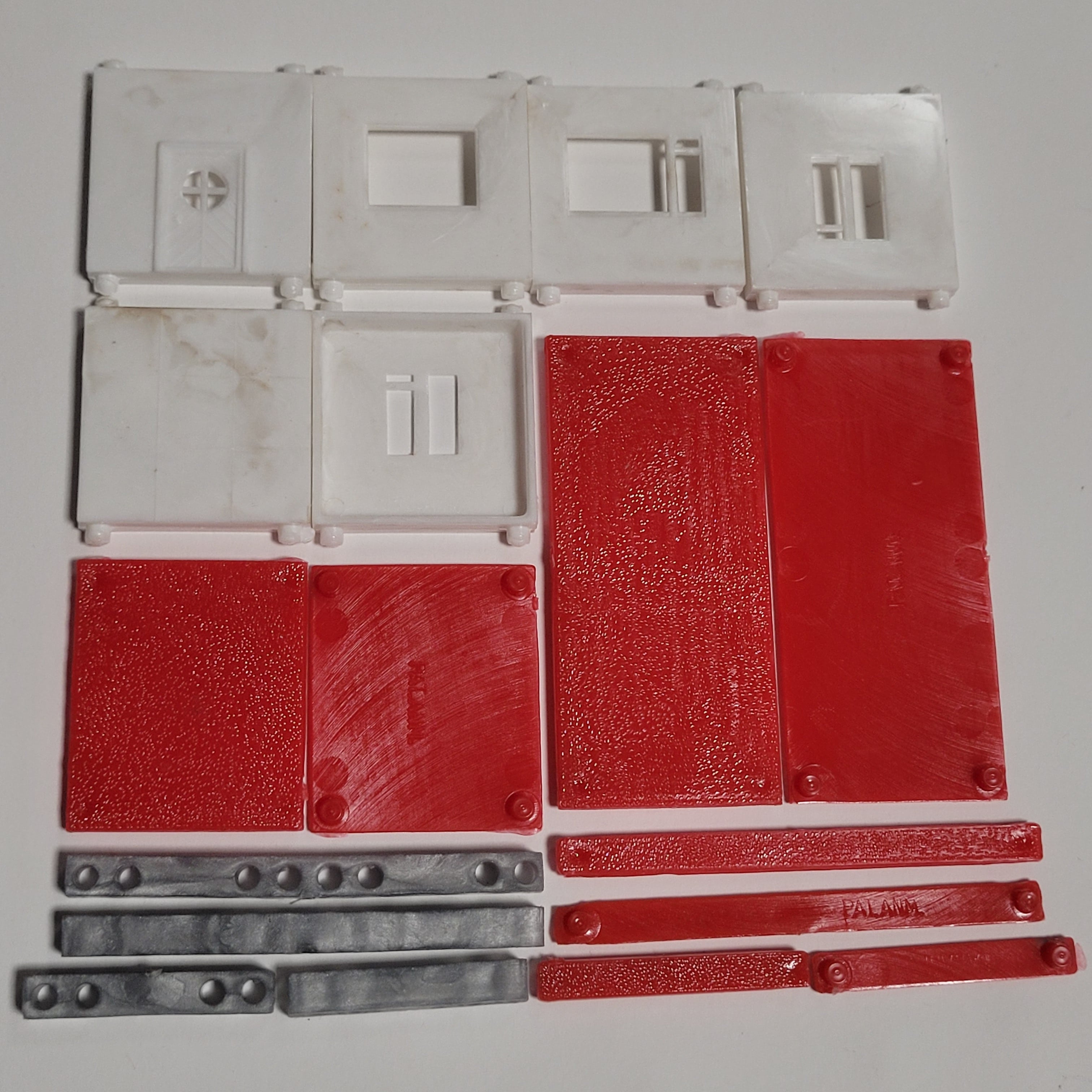 Hobby Bygg plastic parts closeup
