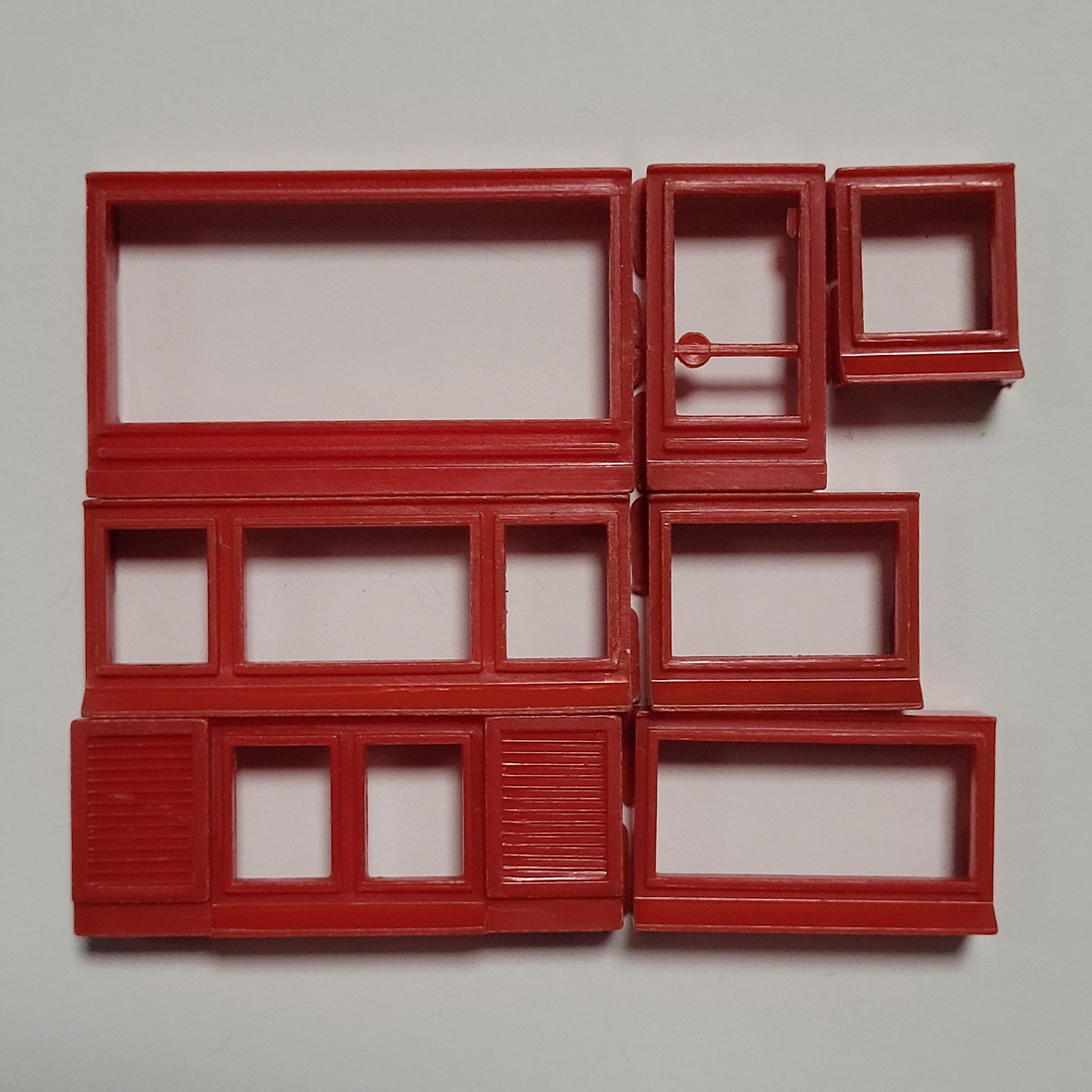Red short LEGO windows without glass